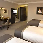 Talbot Hotel 4*