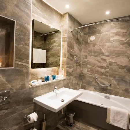Talbot Hotel 4*