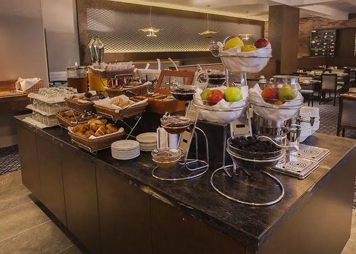 Talbot Hotel 4*